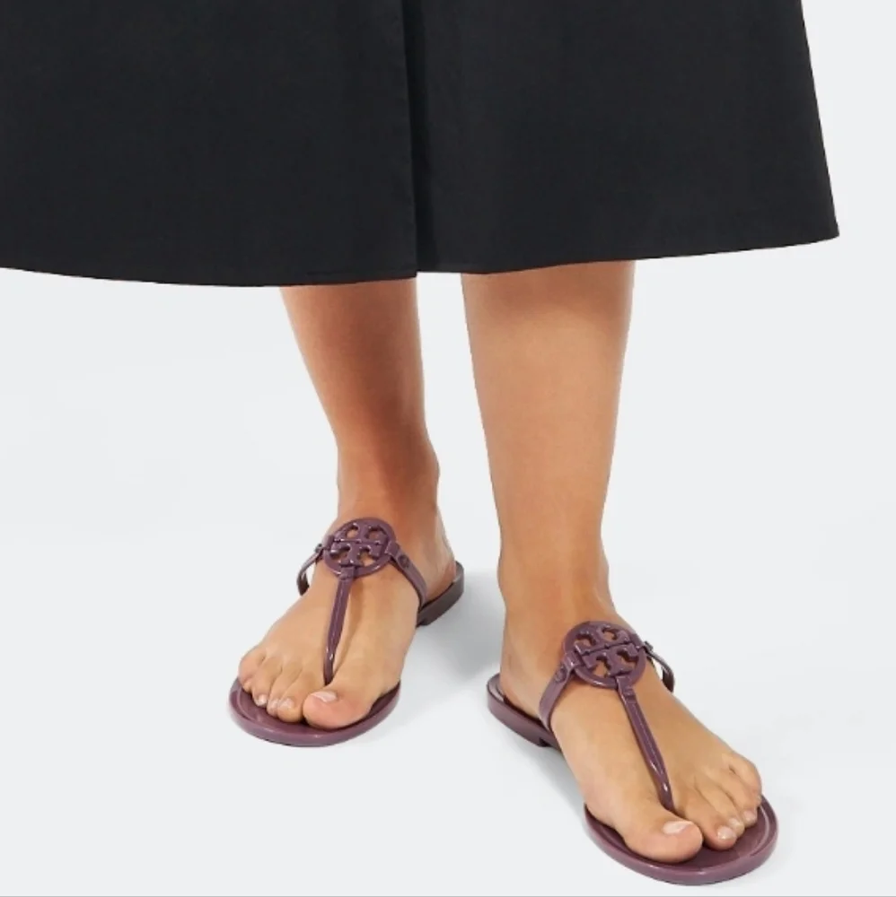 Tory Burch Mini Miller Jelly Thong Sandals In Eggplant Purple - Picture 3 of 10